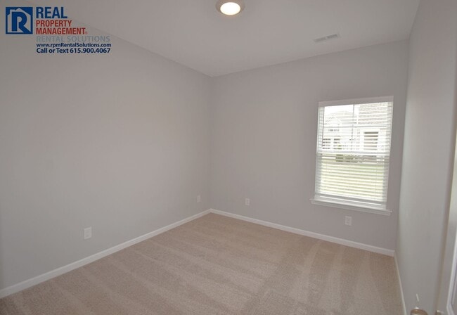 Building Photo - 1142 Bluecreek Cir