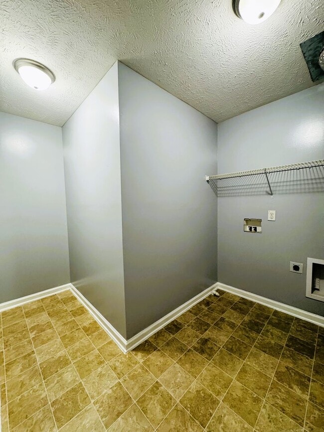 Building Photo - 3613 Dornoch Dr