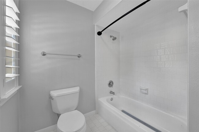 Building Photo - 4422 Brook Shadow Dr