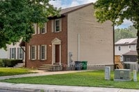 Building Photo - Freshly Painted, Pet-Friendly, Off-Street Parking, Walk to Carlisle HS!