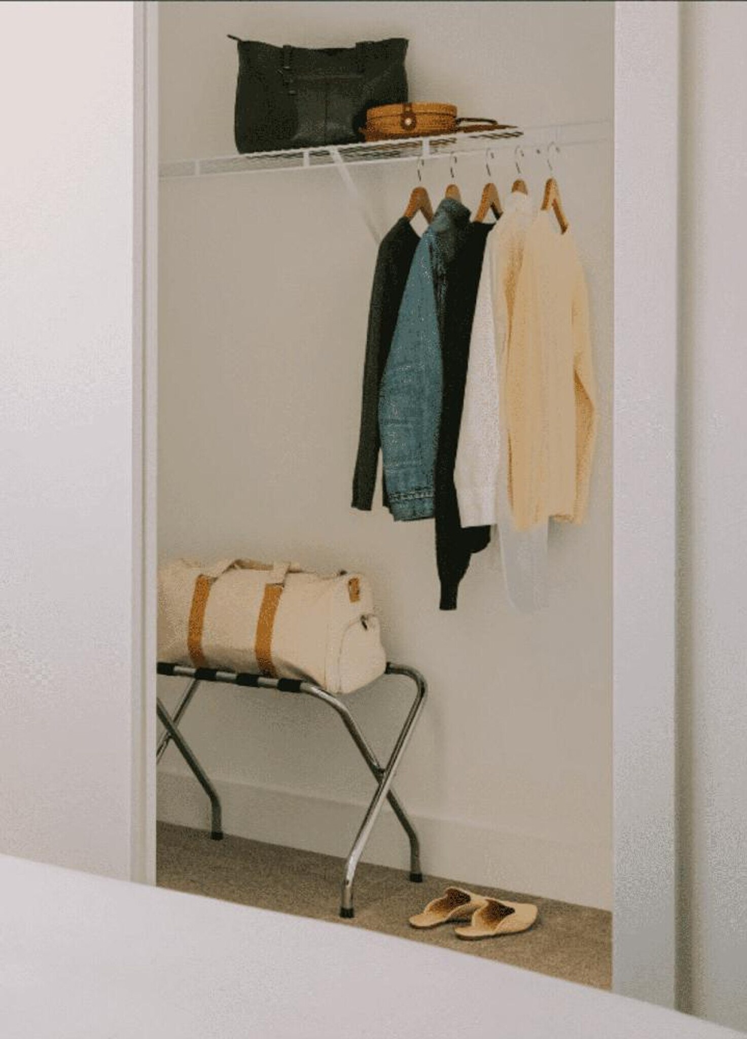 Building Photo - 925 Common St