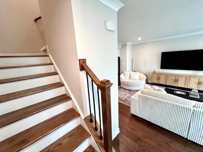 Building Photo - Canonsburg - 3 Bedroom 2.5 Bathroom Townhome For Rent