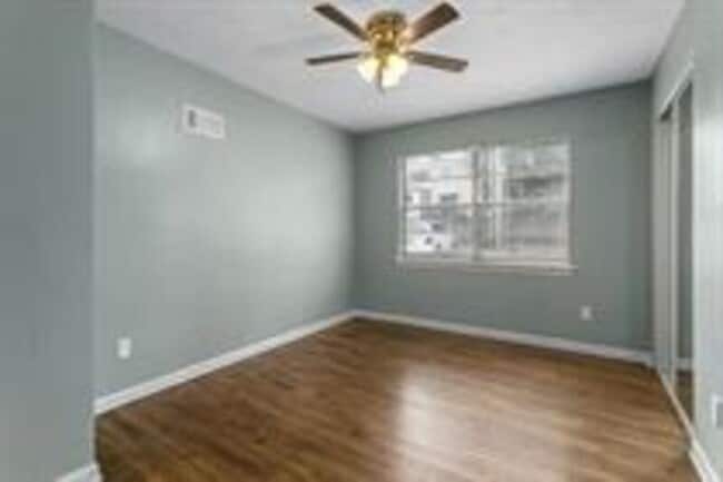 Building Photo - 4106 Clark Ave