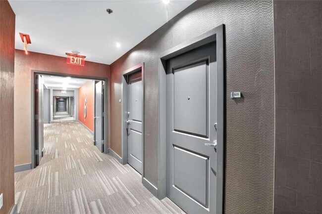 Building Photo - 44 Peachtree Pl NE