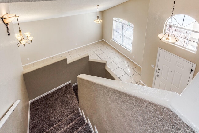 Building Photo - 900 Tecate Pl