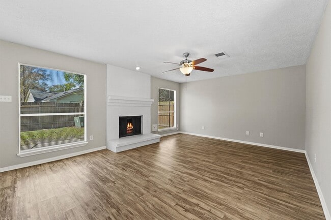 Building Photo - 16723 Quiet Trail Dr