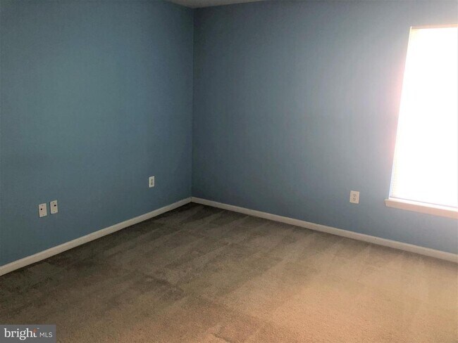 Building Photo - 46902 Wesleyan Ct