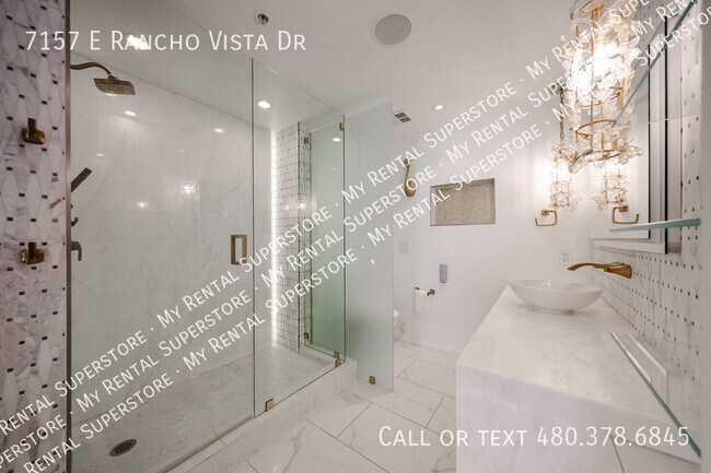 Building Photo - 7157 E Rancho Vista Dr