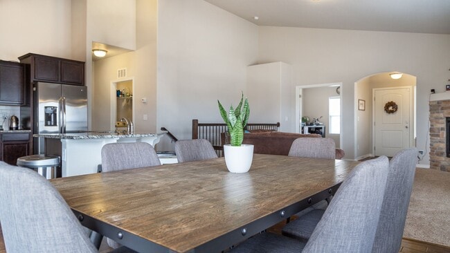 Building Photo - 8141 Misty Moon Dr