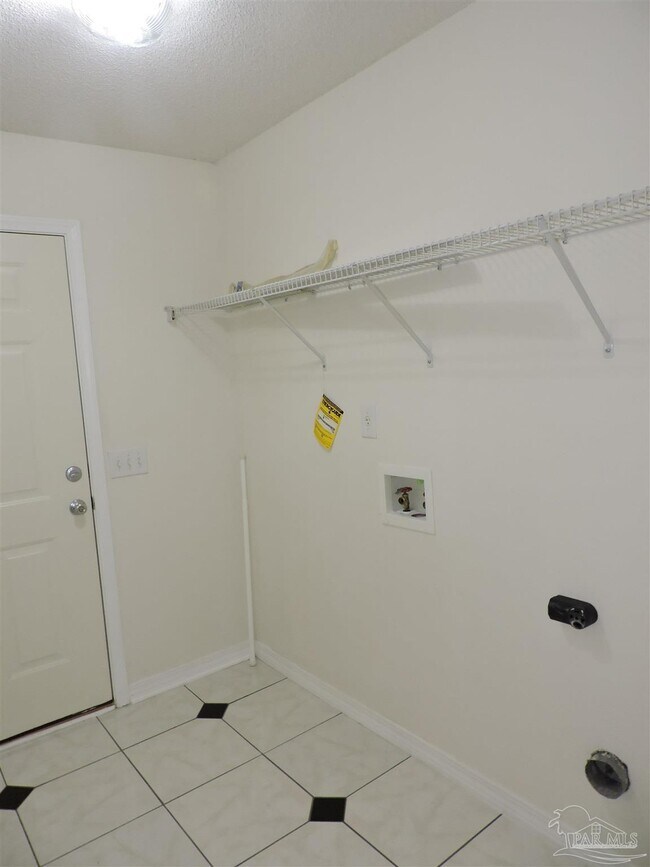 Building Photo - 1781 Silas Cir
