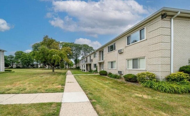 Building Photo - 4113 Telegraph Rd