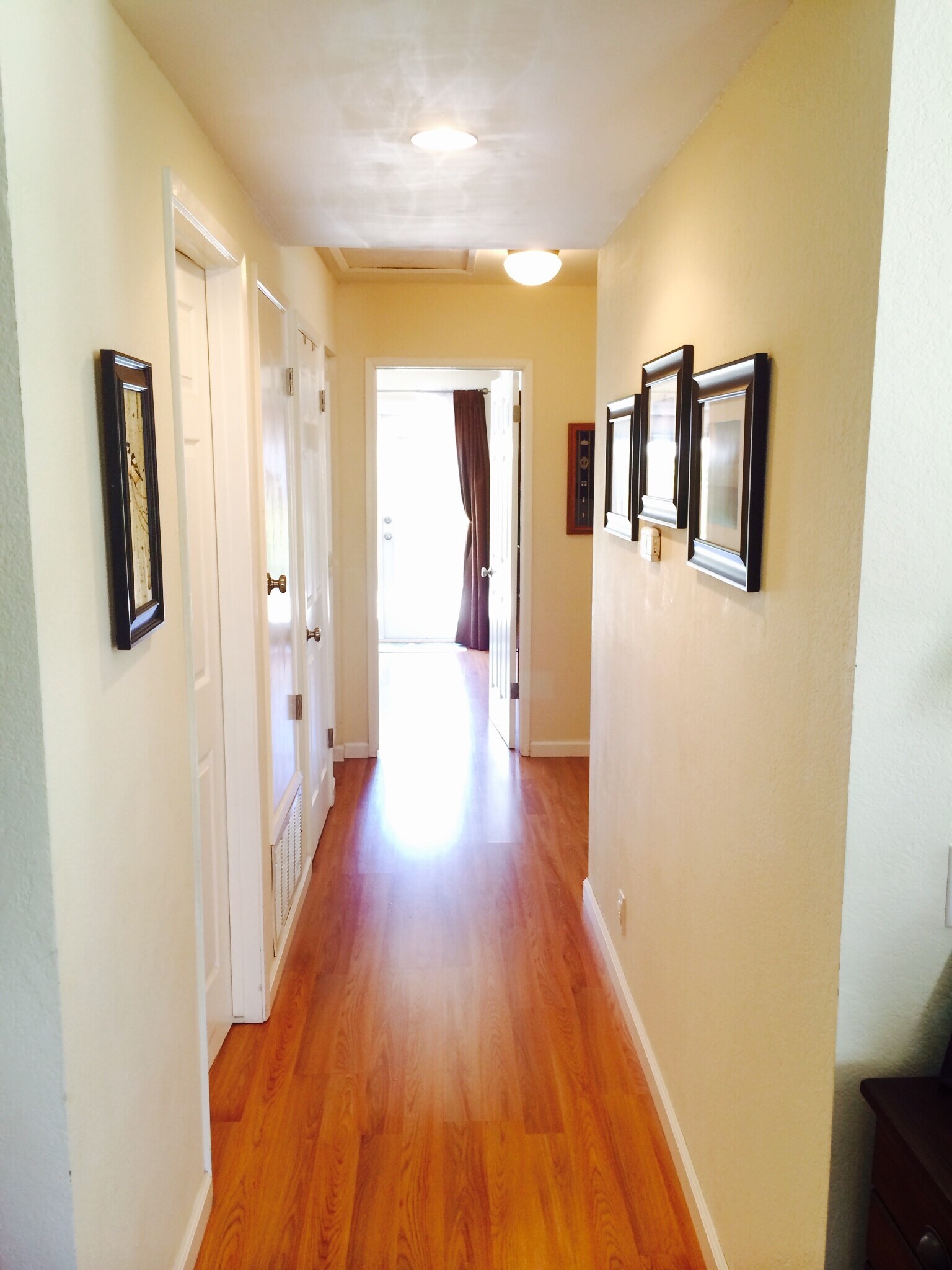 Building Photo - 2206 Hermosa Ct