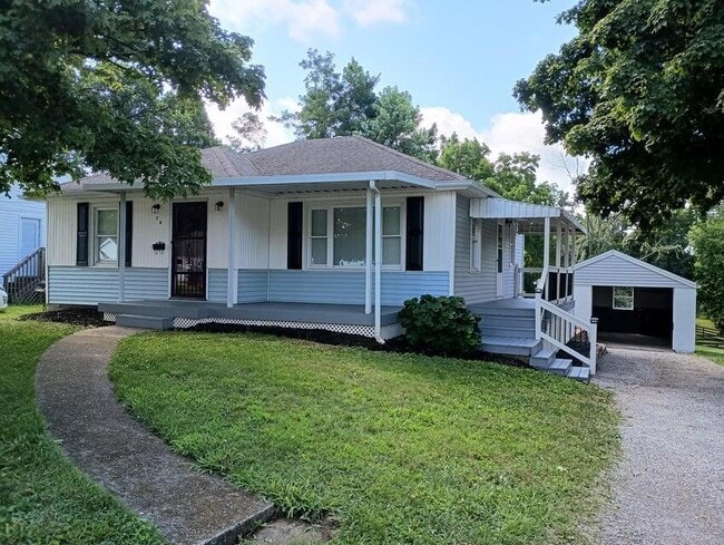 Primary Photo - 76 Alta Vista Dr