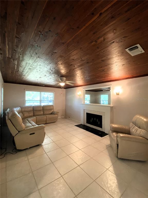 Building Photo - 5500 Lake Lizzie Dr