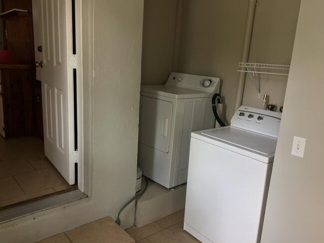 Building Photo - 197 Covino Ave