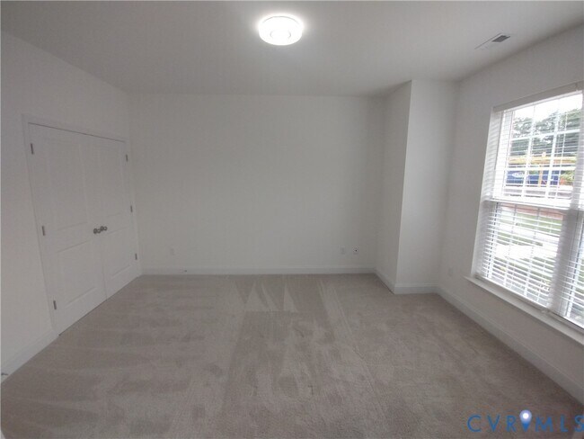 Building Photo - 409 Randolph Vw Dr