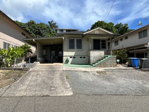 Building Photo - Honolulu/Kamehameha Heights - single famil...