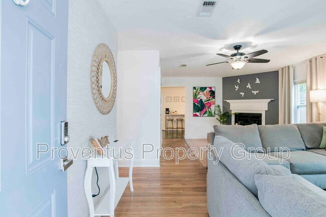 Building Photo - 14 Lieutenant St