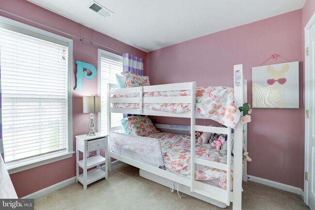 Building Photo - 43149 Crosswind Terrace