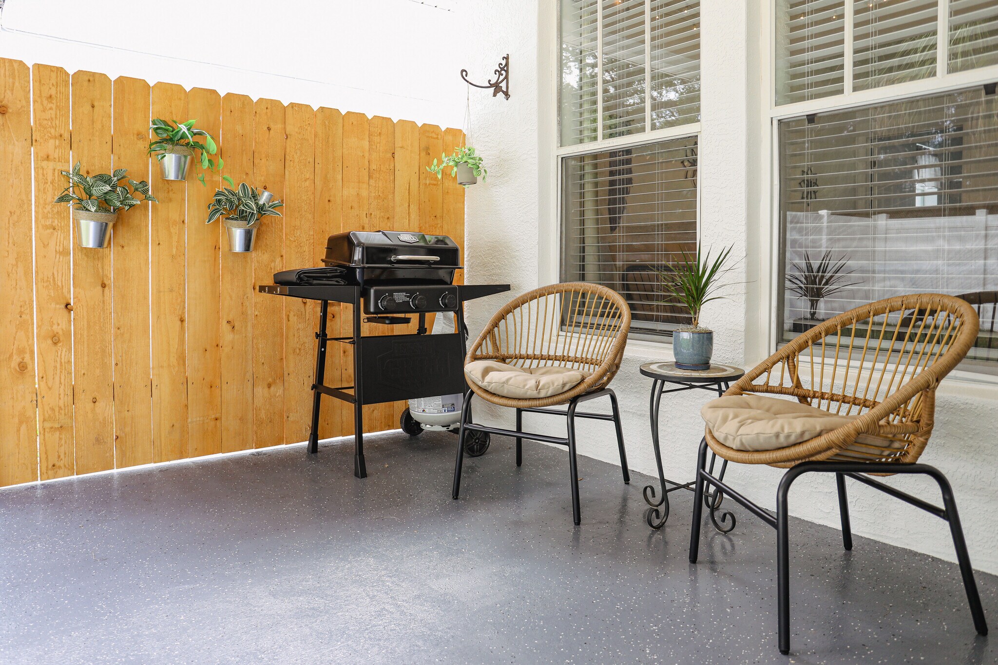 Building Photo - 1333 S Madison Ave