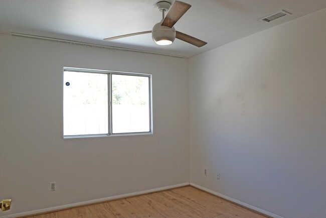 Building Photo - 51945 Avenida Madero