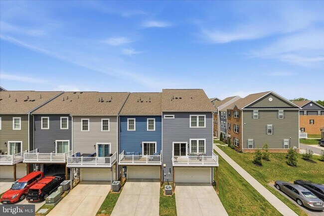 Building Photo - 5060 Judicial Wy
