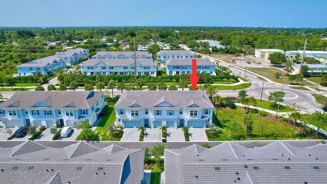 Building Photo - 229 Preserve Trl S