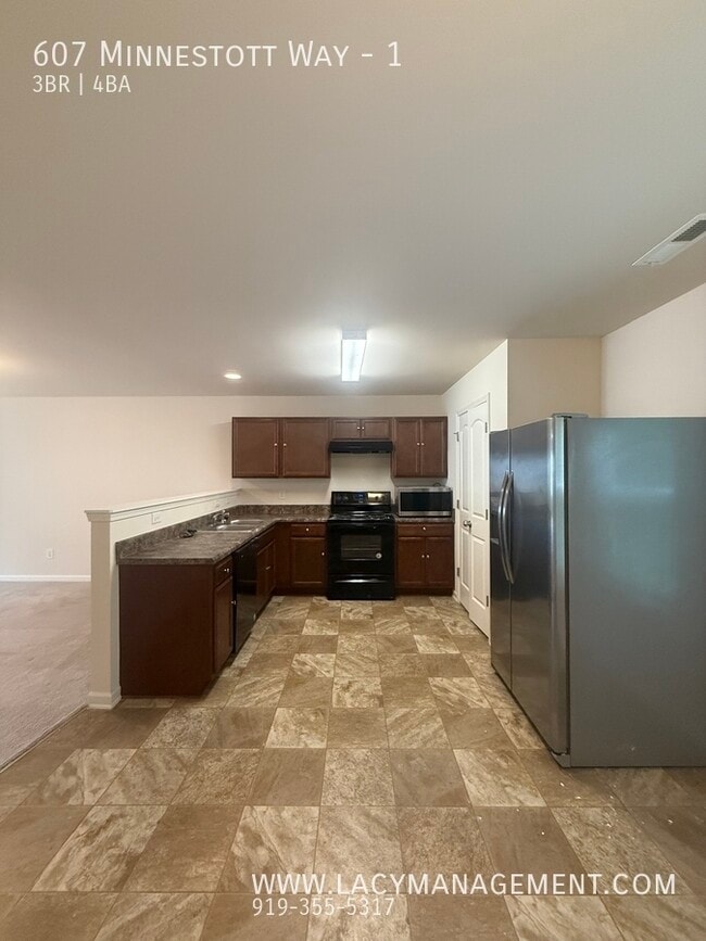 Building Photo - 607 Minnestott Way