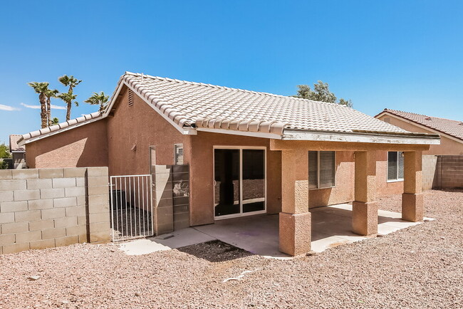 Building Photo - 5337 N Padero Dr