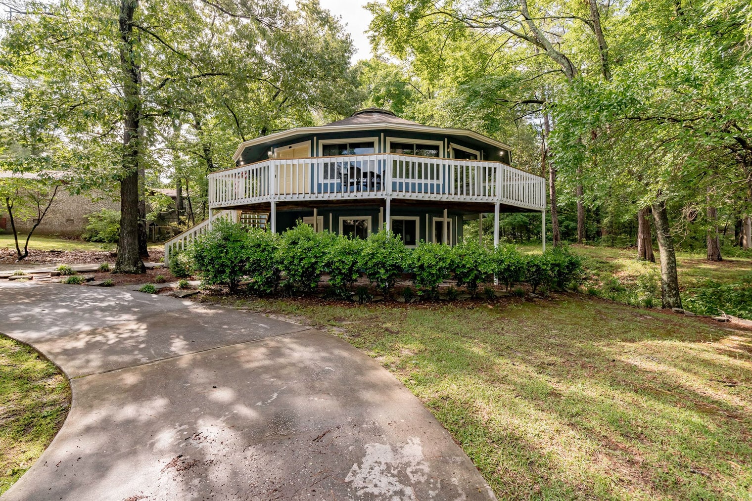 Building Photo - 7704 Dartmoore Ln