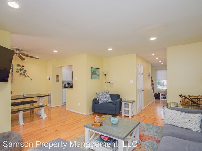 Building Photo - 3 br, 3.5 bath House - 8358 Stationhouse Ct