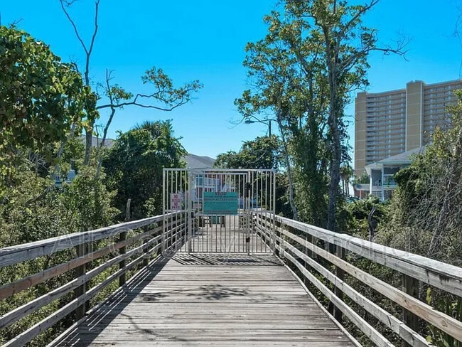 Building Photo - 17751 Panama City Beach Pkwy