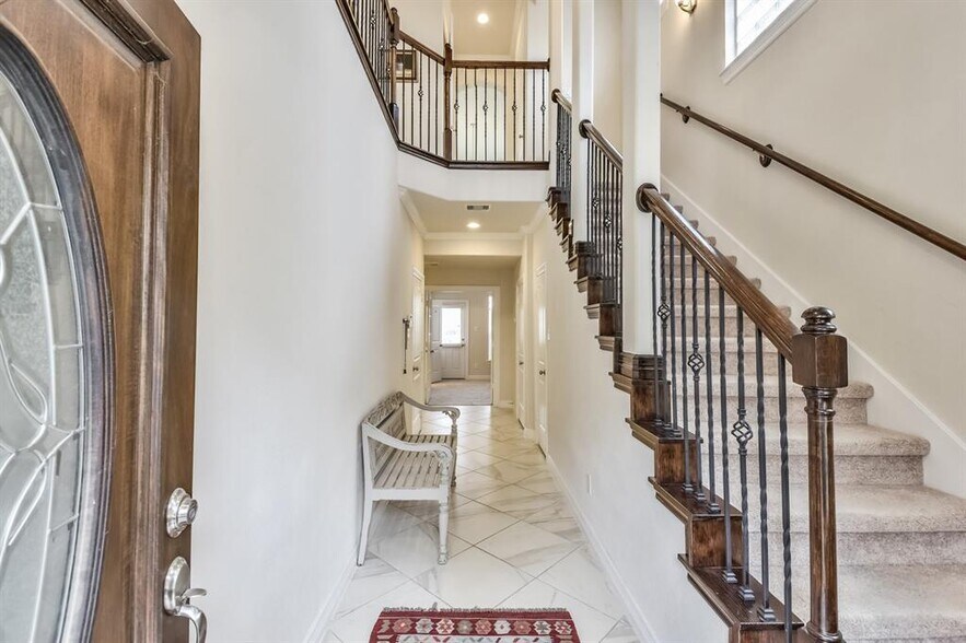 Building Photo - 1410 Upland Orchard Dr