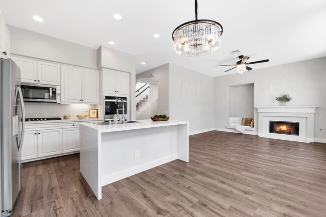 Building Photo - 2775 Florentine Ct