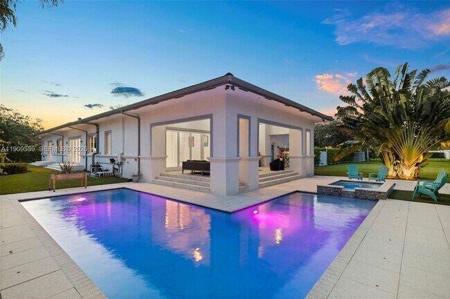 Building Photo - 9580 SW 101st Terrace