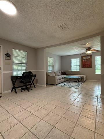 Building Photo - 112 Plainview Dr