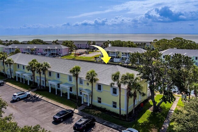 Building Photo - 5196 Beach Dr SE