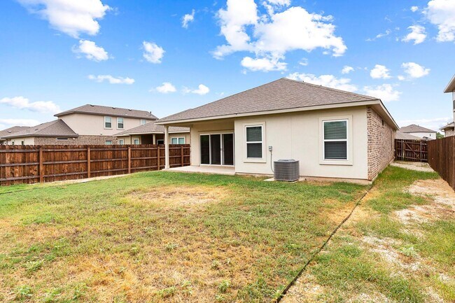 Building Photo - Gorgeous 4-bedroom home!