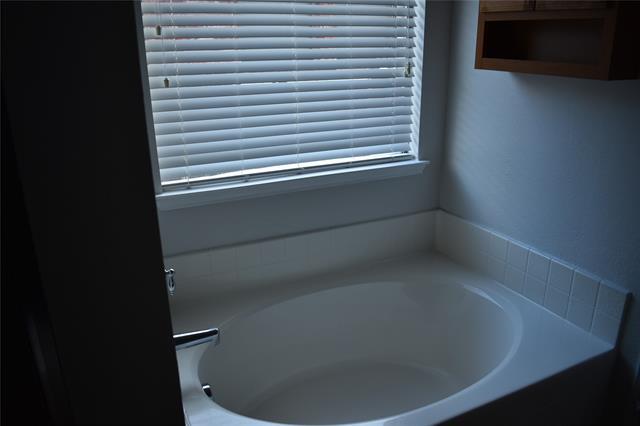 Building Photo - 2026 Tanur Cascade Dr