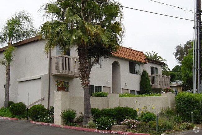 Building Photo - Solana Valley Apartments