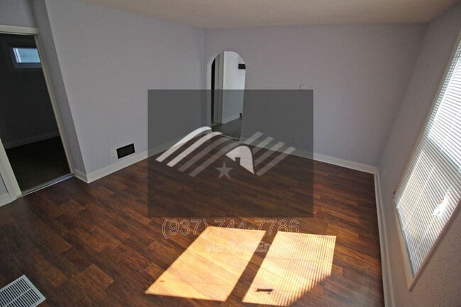 Building Photo - 78 Notre Dame Ave