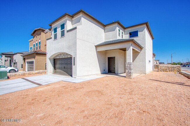 Building Photo - 14945 Tierra Haven Ave