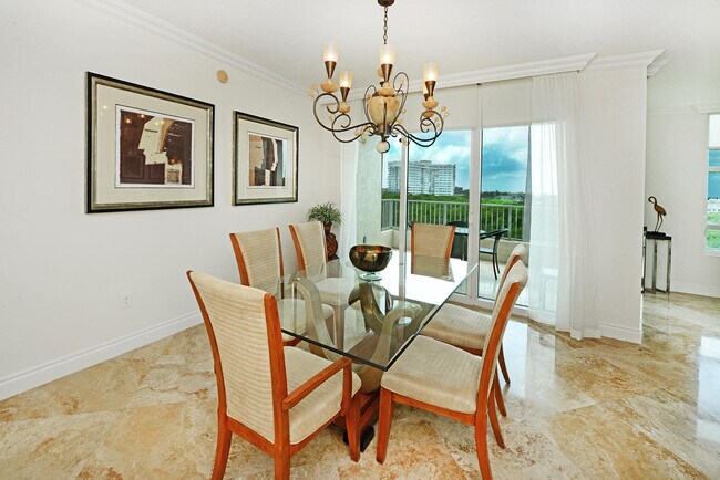 Building Photo - 3740 S Ocean Blvd