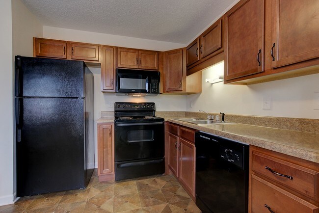 Building Photo - 513 Patriot Park Ct