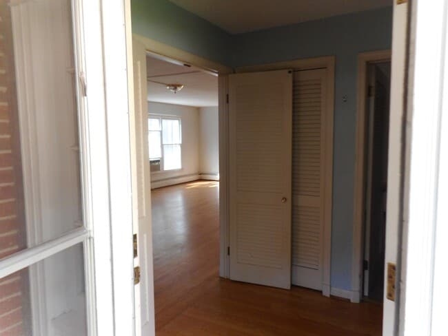 Building Photo - 116 N Union Ave