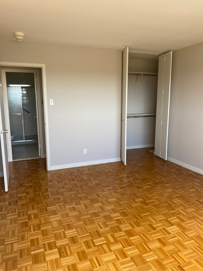 Bedroom 2 - 2324 Madison Rd