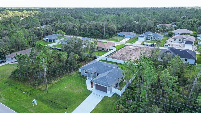 Building Photo - 6227 Tropicaire Blvd