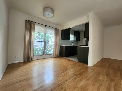 Interior Photo - 3135 Durango Ave