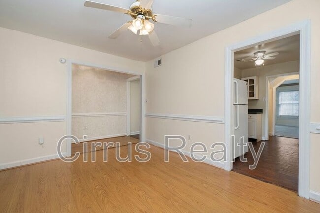 Building Photo - 9 Towne Square Dr