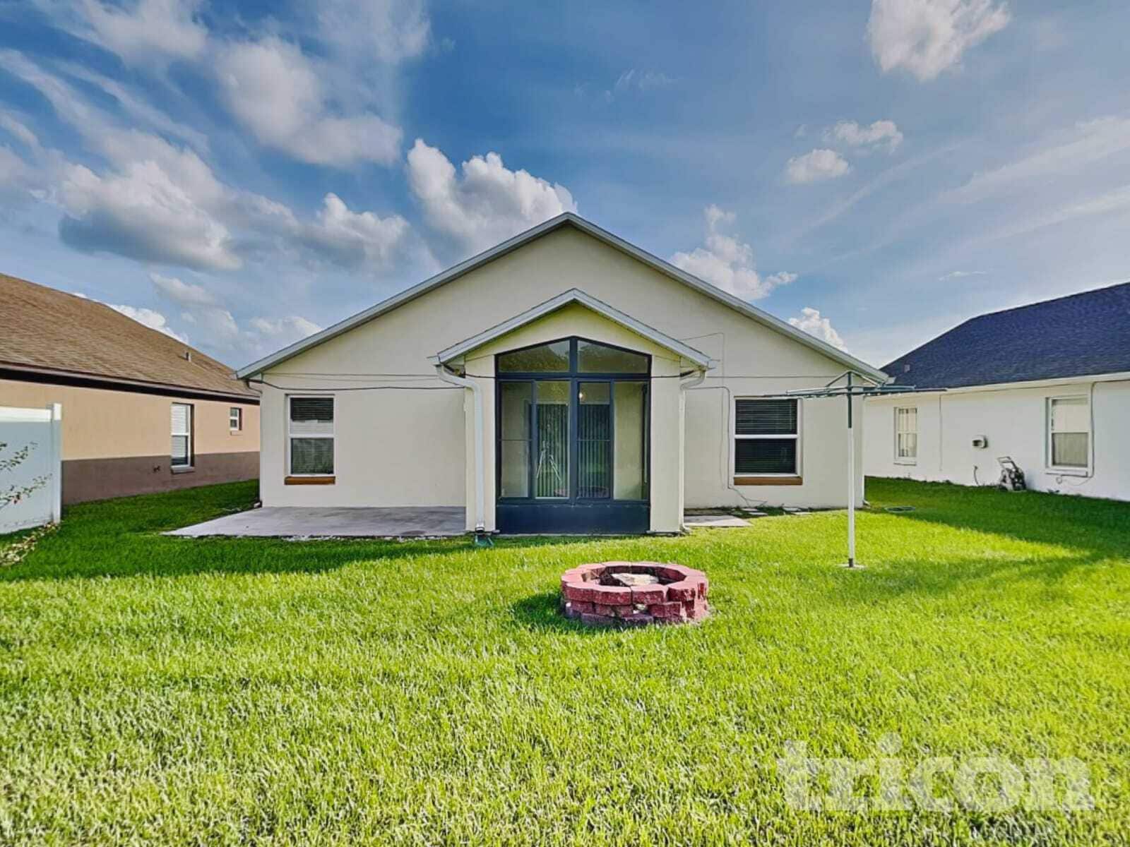 Building Photo - 2465 Hybrid Dr